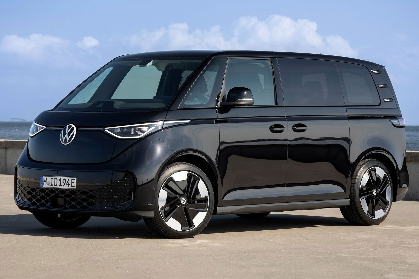 Der neue VW ID.3 Pro S Tour (4-Sitzer) Facelift 2023 77kWh mit Abholung in  Wolfsburg oder Dresden