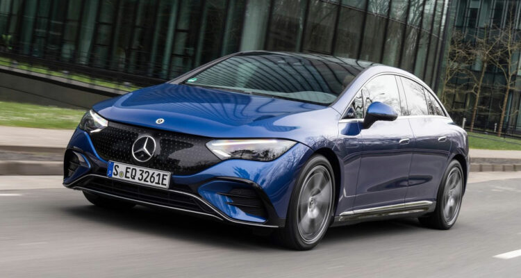 Mercedes-Benz-EQE-2023