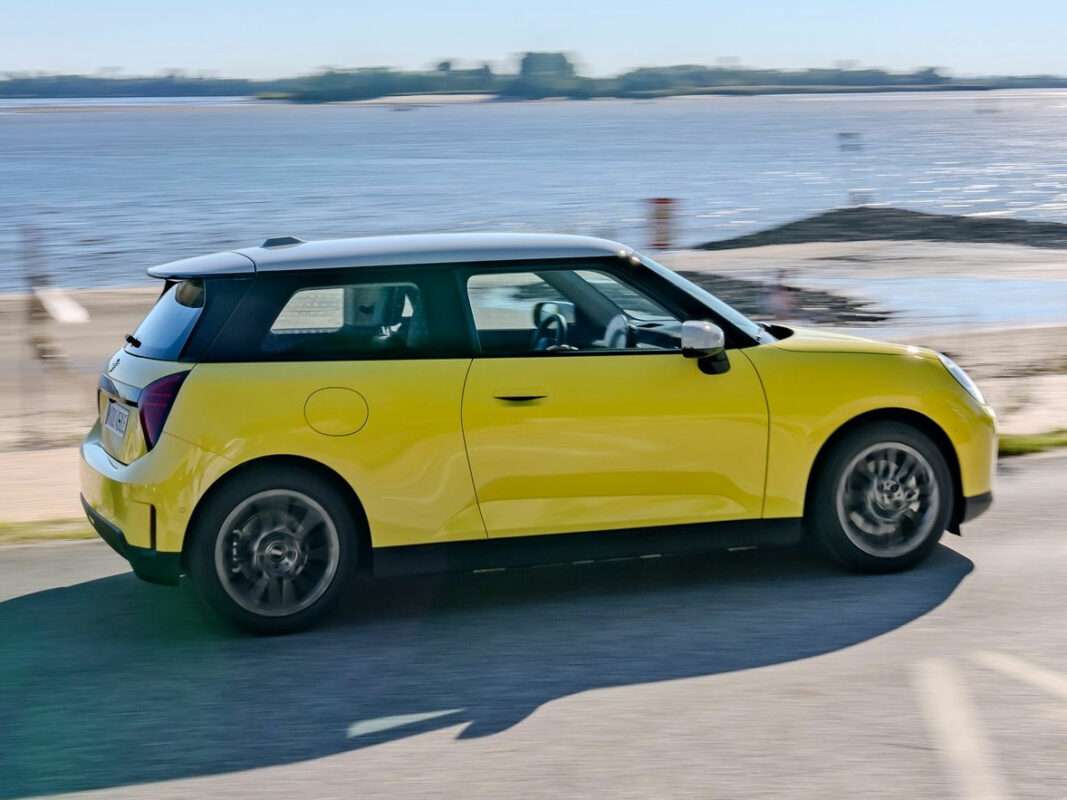 MINI Cooper E 2024