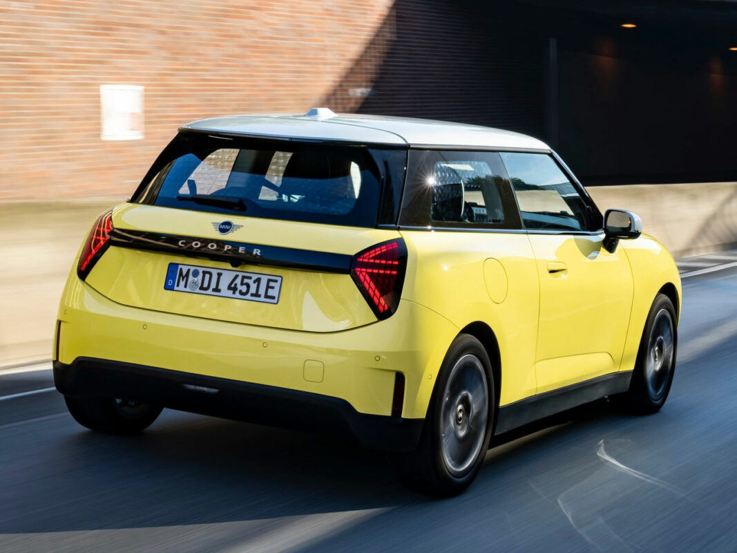 MINI Cooper E 2024