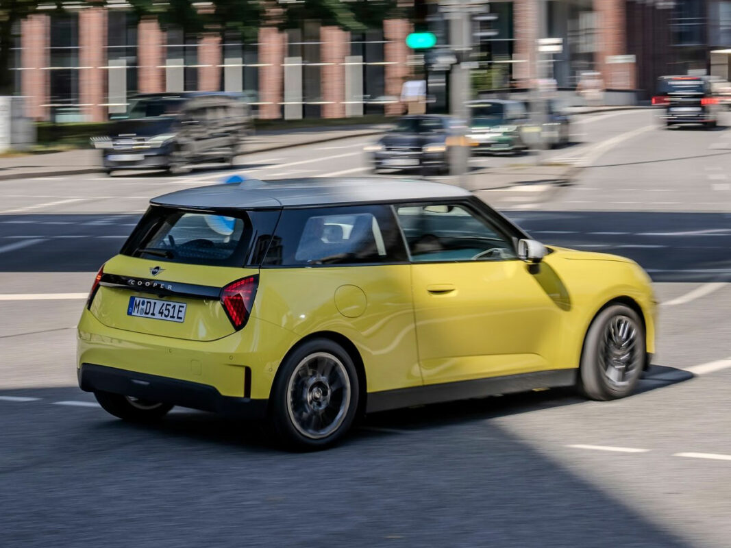 MINI Cooper E 2024