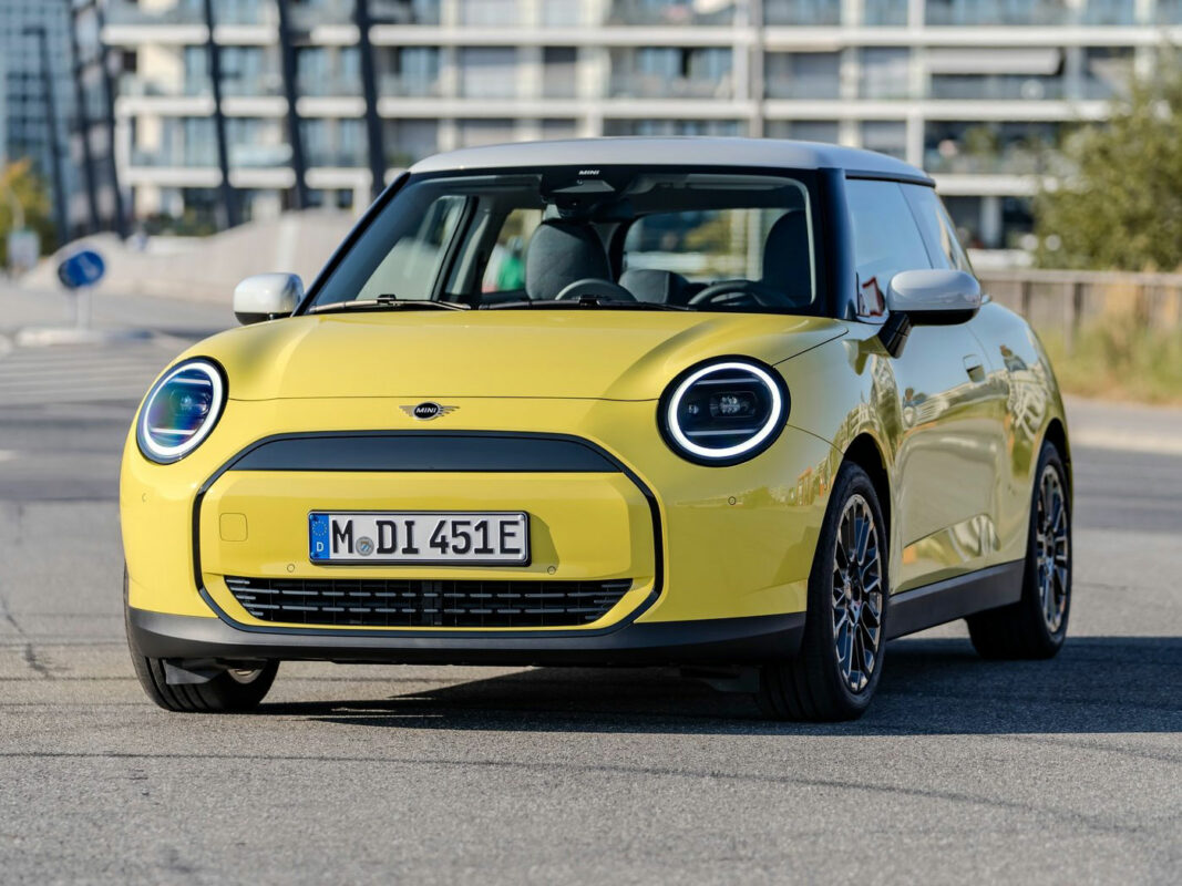 MINI Cooper E 2024
