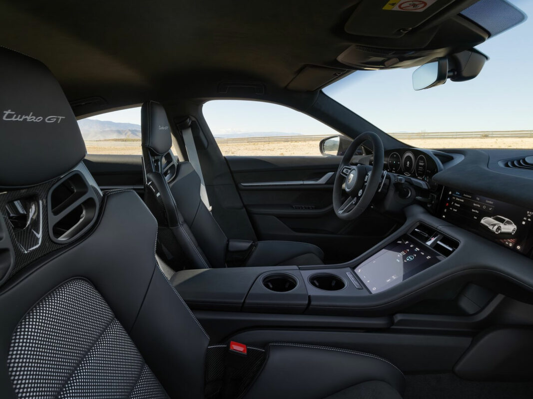 Porsche Taycan Turbo GT (1)