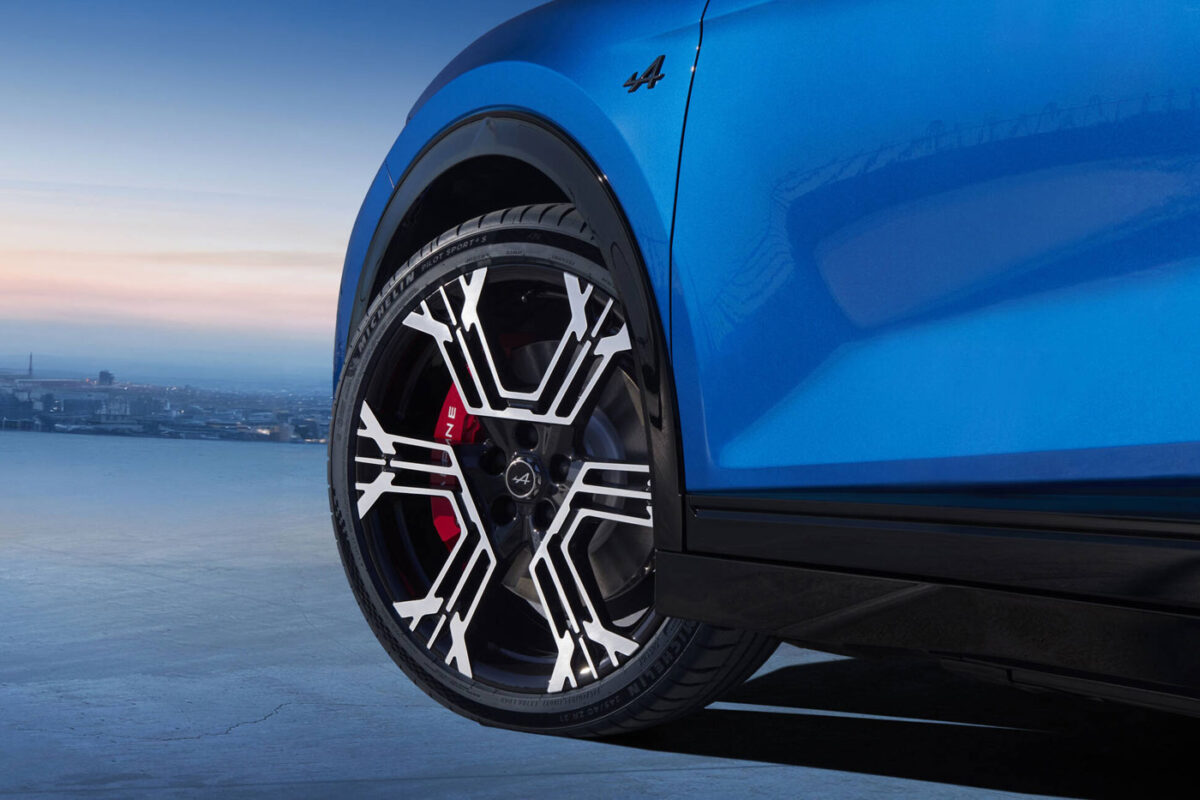Alpine A390 GTS (8)