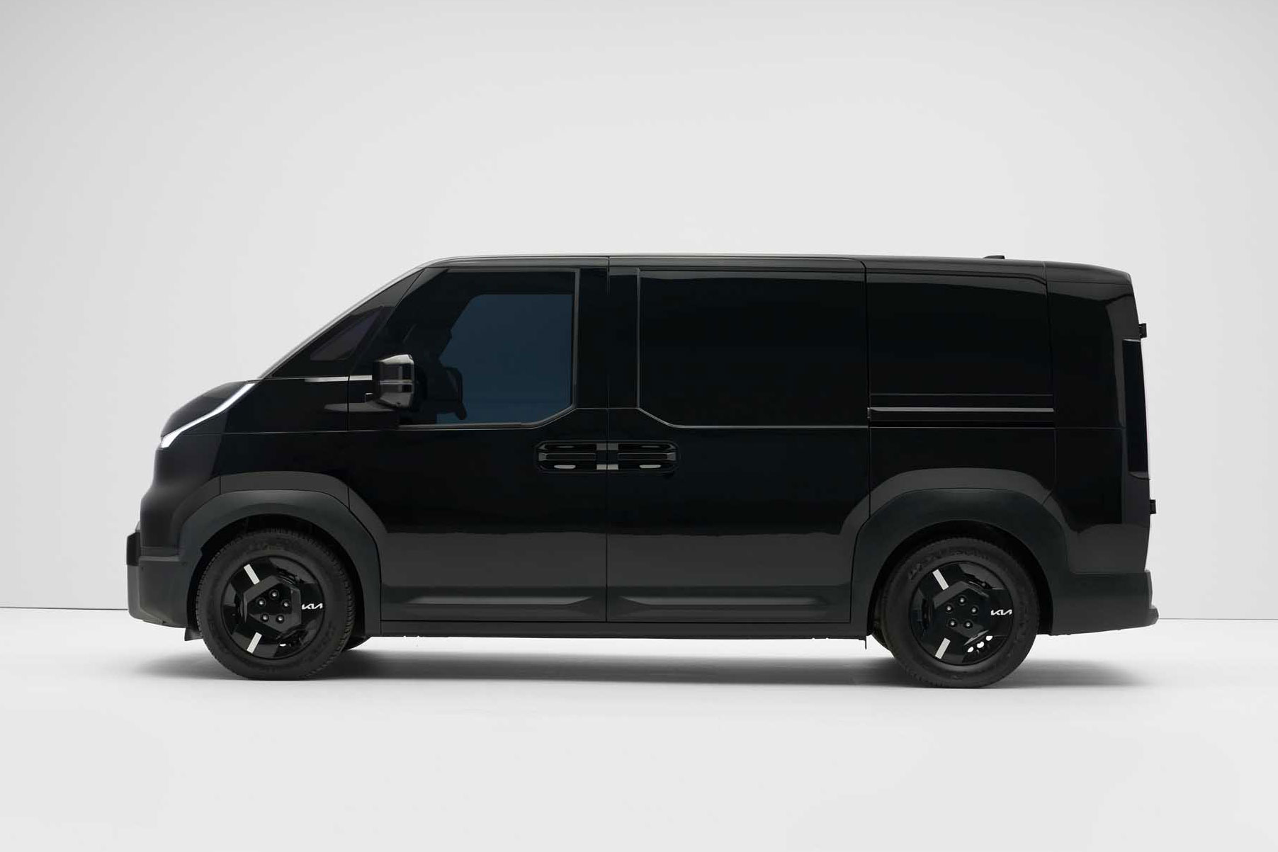 Kia PV5 Cargo (3)