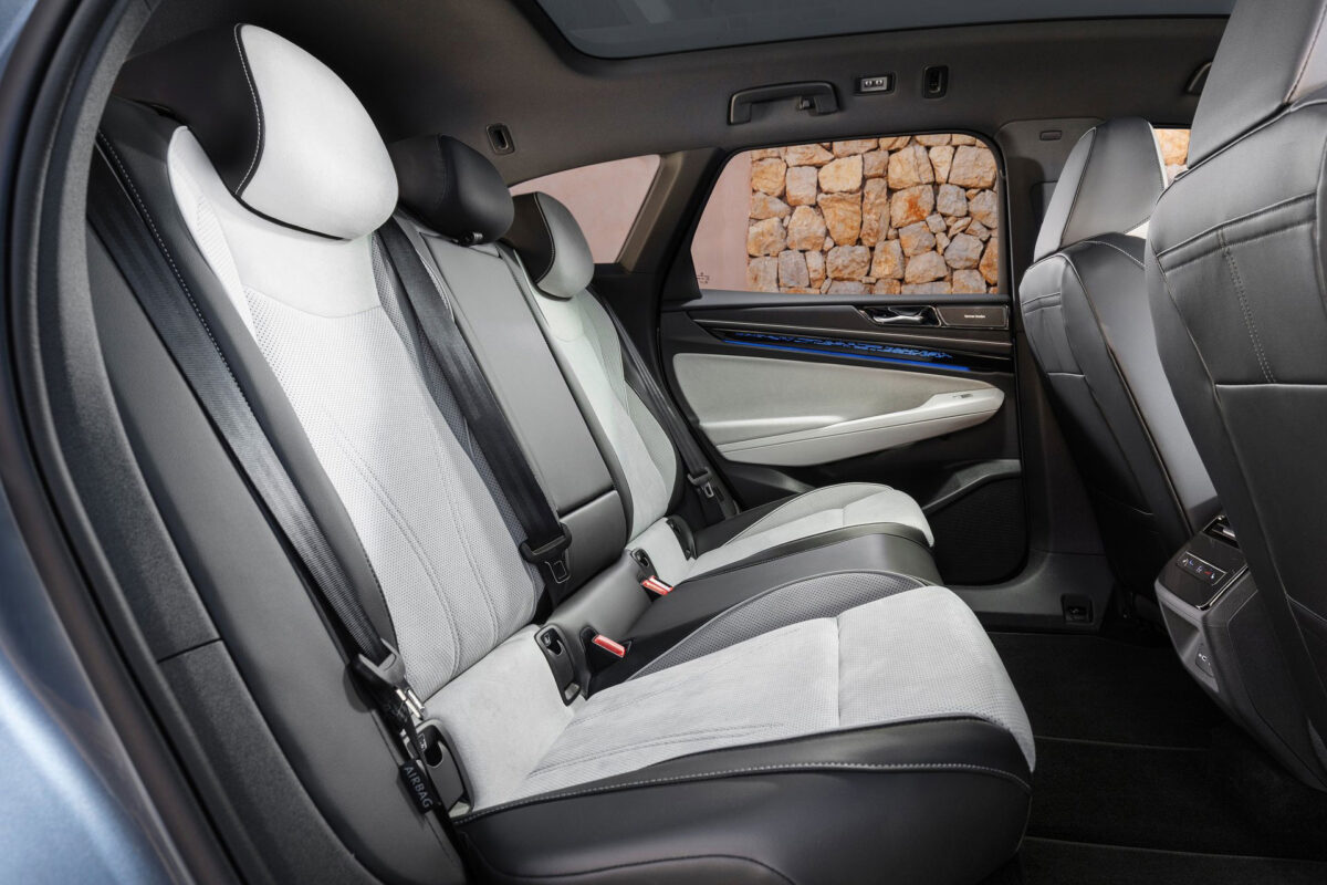 VW ID.7 Tourer 2024 (5)