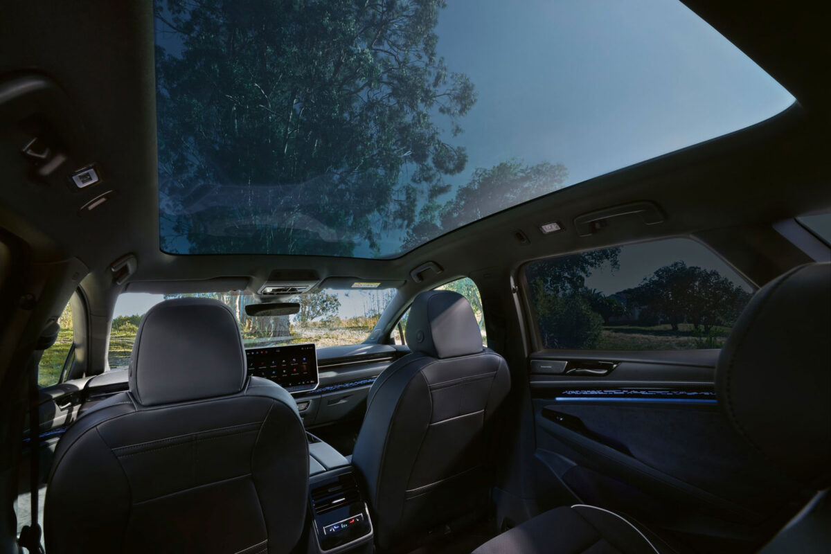 VW ID.7 Tourer 2024 (8)