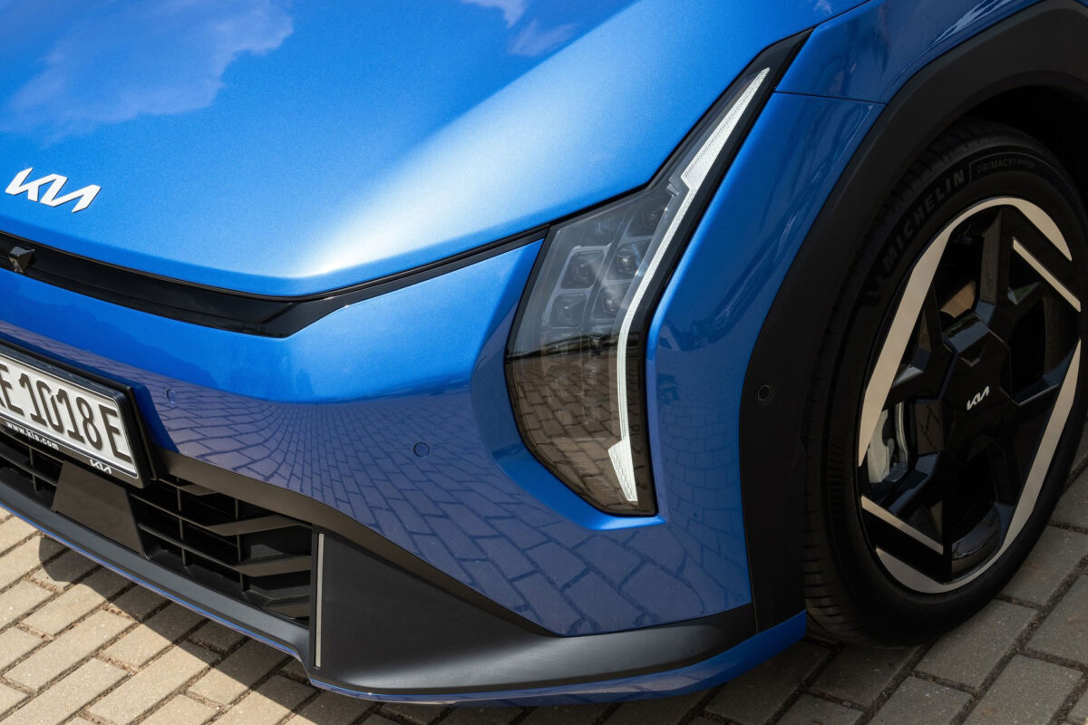 Kia EV4 Hatchback (20)