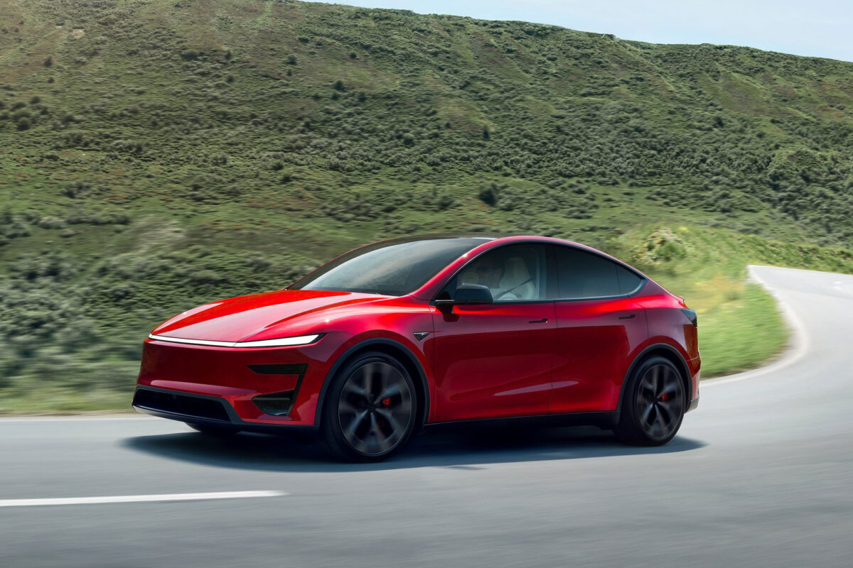Tesla Model Y (6)