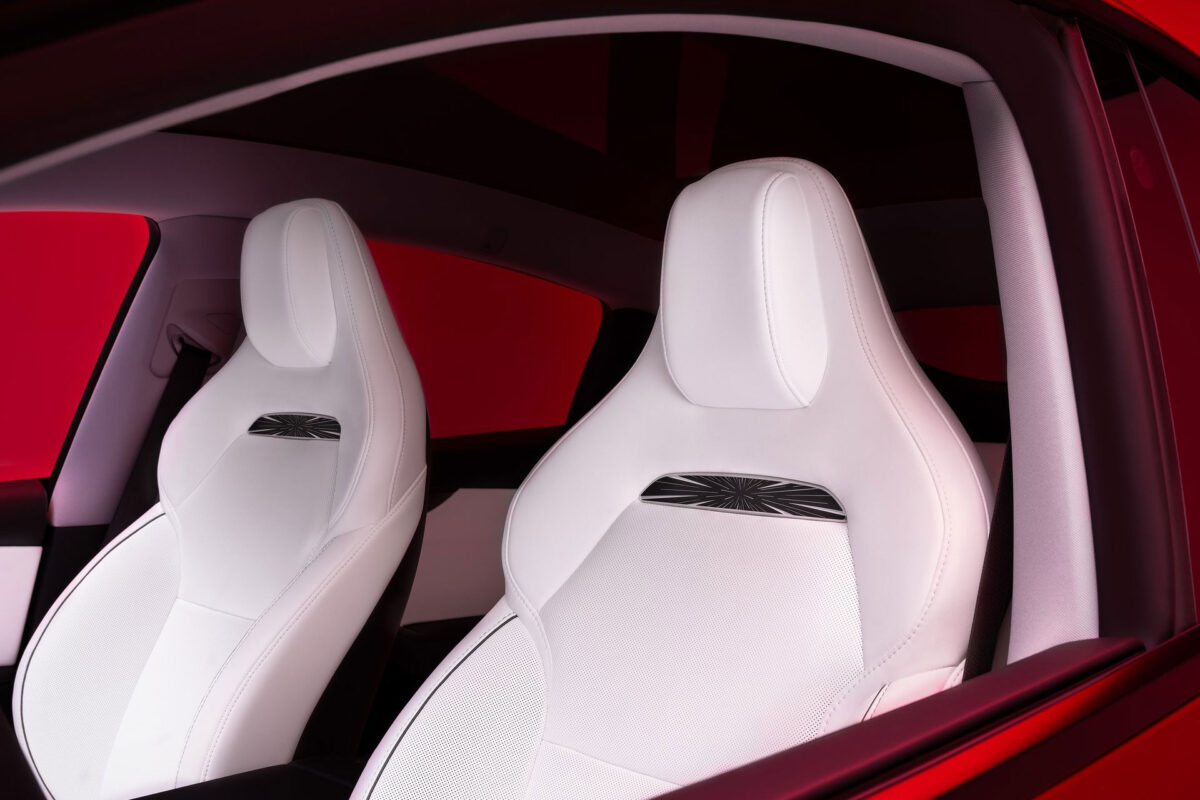 Tesla Model Y (8)