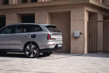 Volvo EX90 2026 (2)