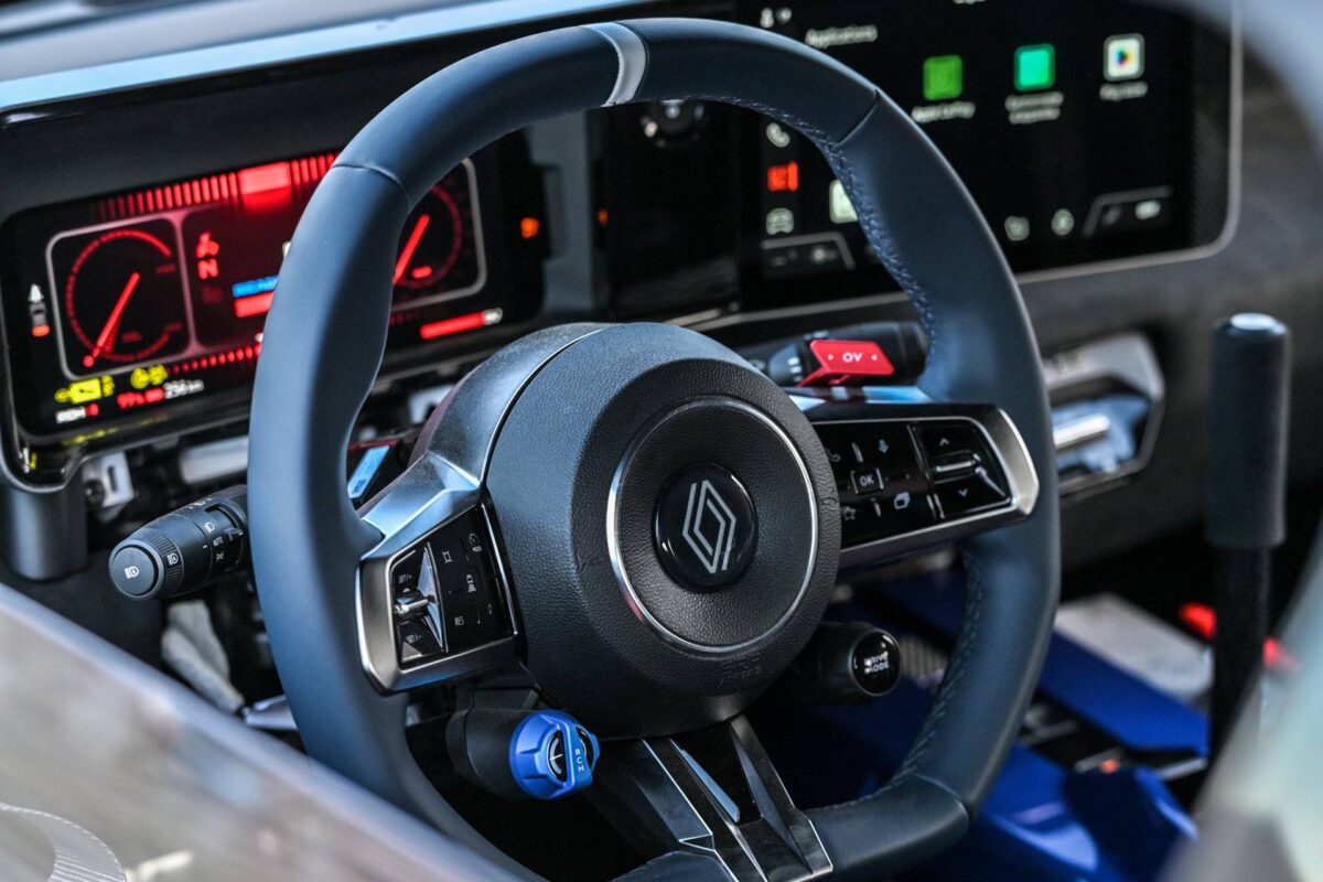 Renault 5 Turbo 3E 2027 HD 629cf1571bfa9948f70d3a594bbe22066bdefdfe8 (1)
