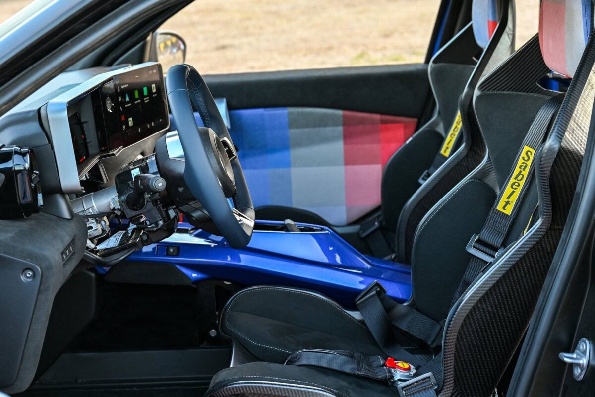 Renault 5 Turbo 3E 2027 HD 72afd8591bfaa2030a90e1c4d689b24ce0d349fe8 (1)