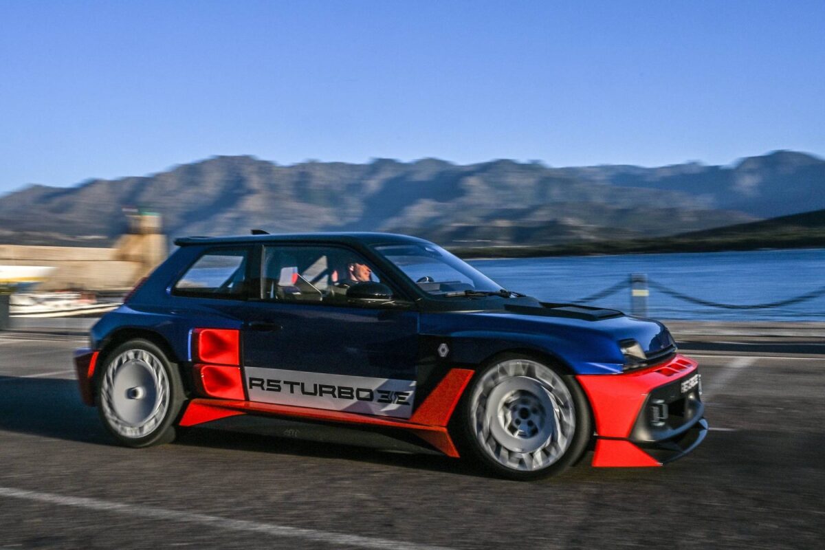 Renault 5 Turbo 3E 2027 HD d6f82b3d1bfae256245727a40aa130124c54dffe7 (1)