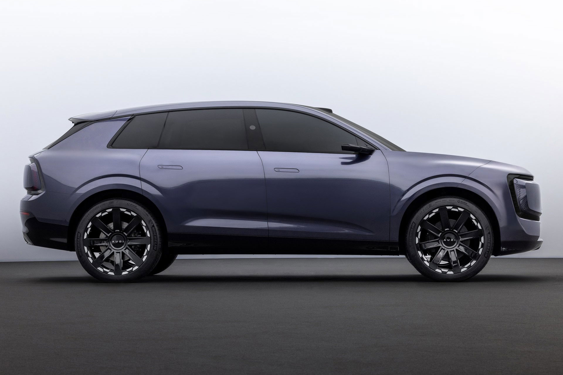 Audi E SUV Concept (4)