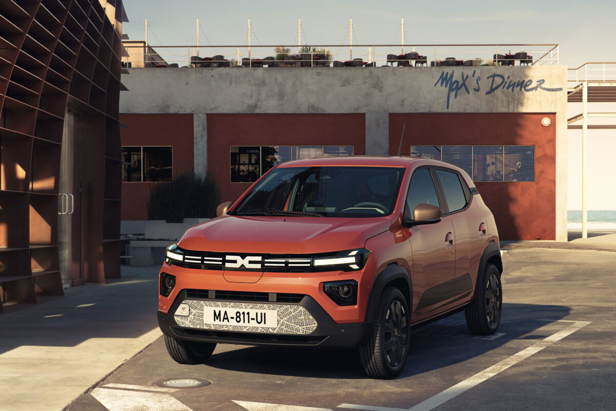 Dacia Spring (11)
