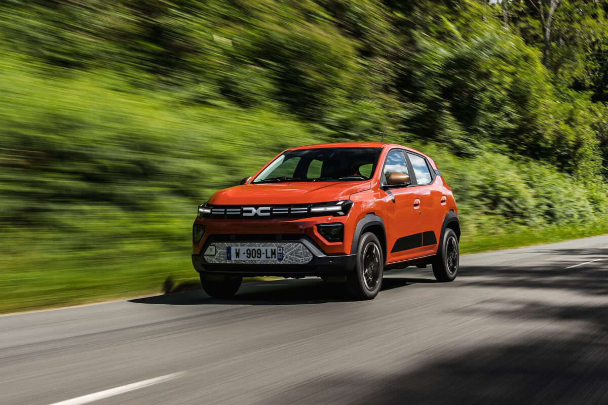 Dacia Spring (2)