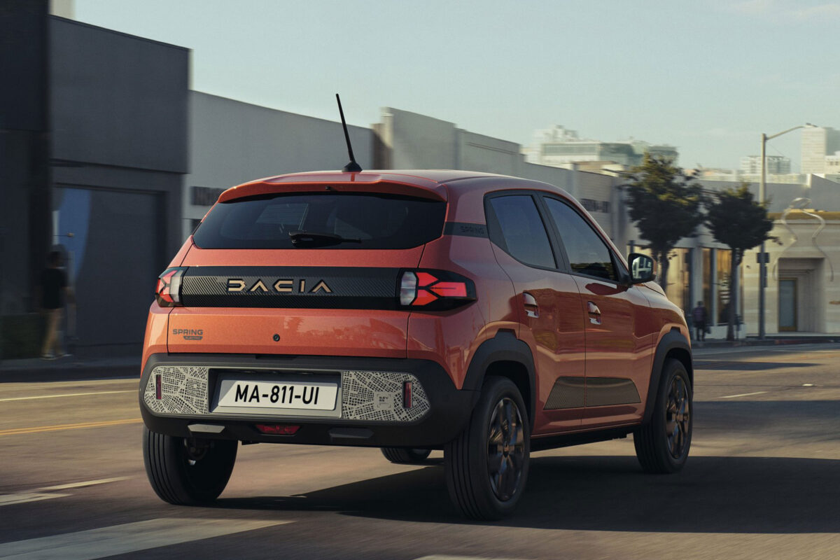 Dacia Spring (7)
