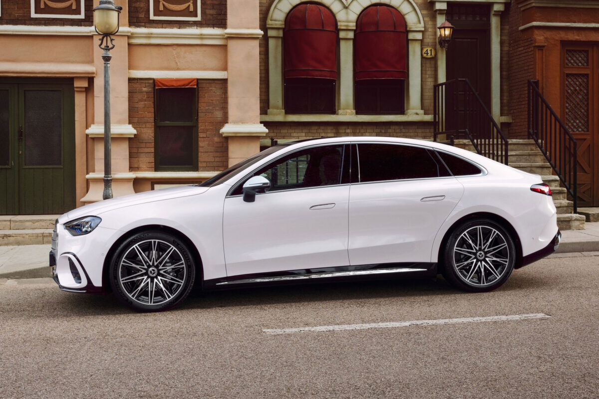 Mercedes C Class EV (11)