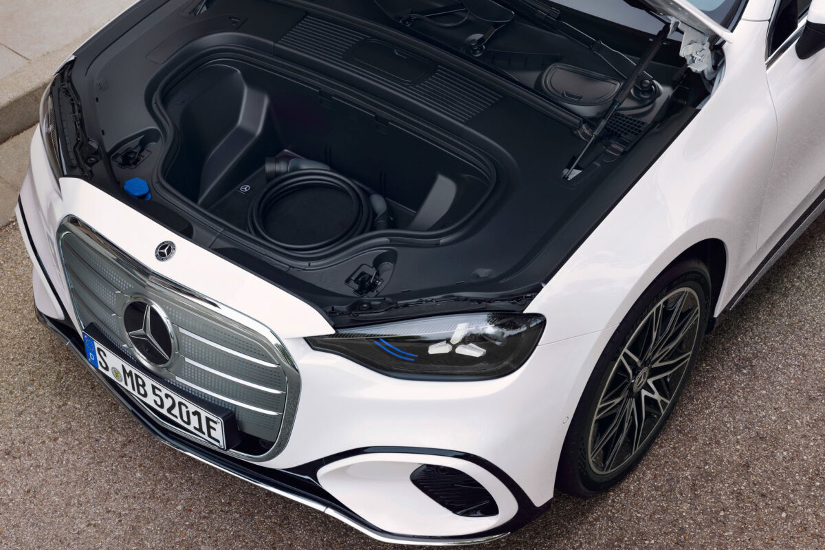 Mercedes C Class EV (8)