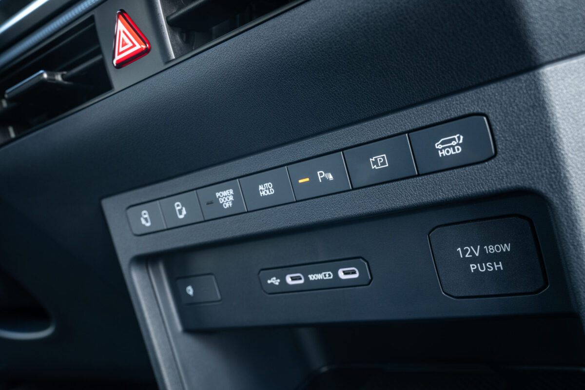 kia pv5 passenger (17)