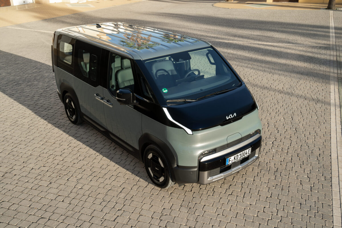 kia pv5 passenger (28)