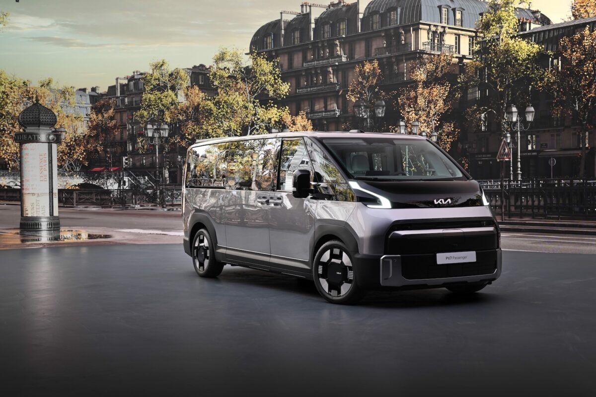 Kia PV7 Passenger 1