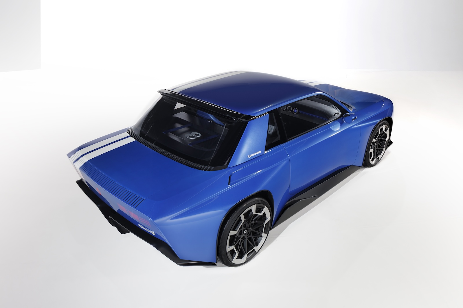 Renault 8 Gordini 2026 (11)