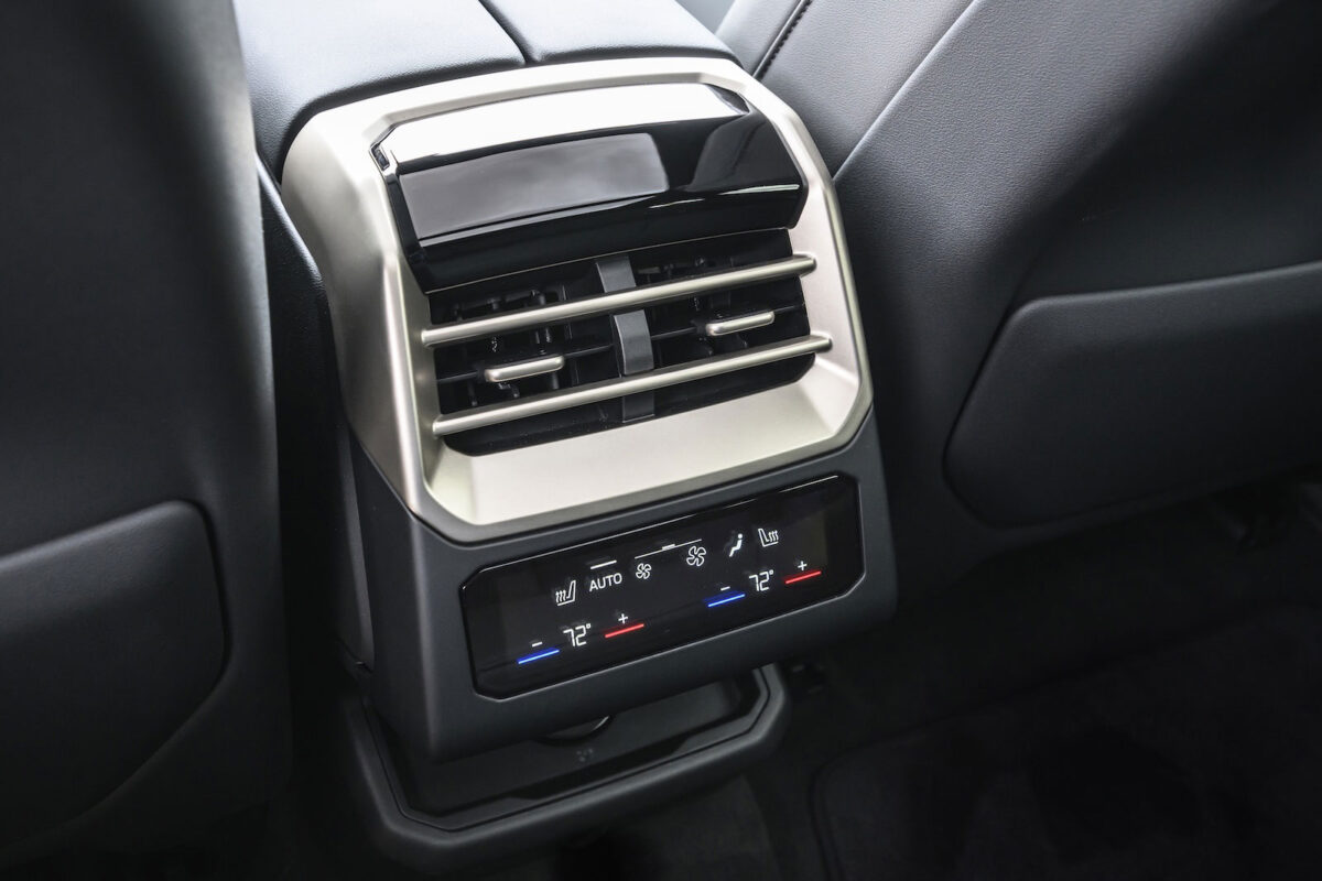 BMW iX5 60 18