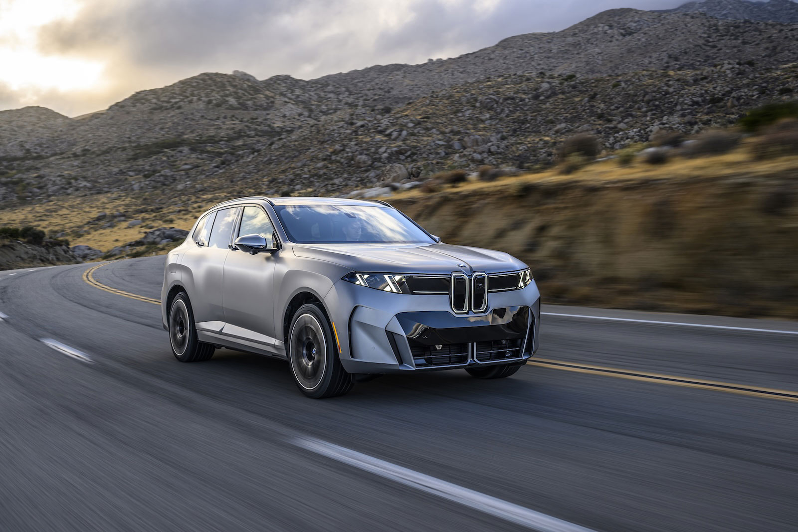 BMW iX5 60 2