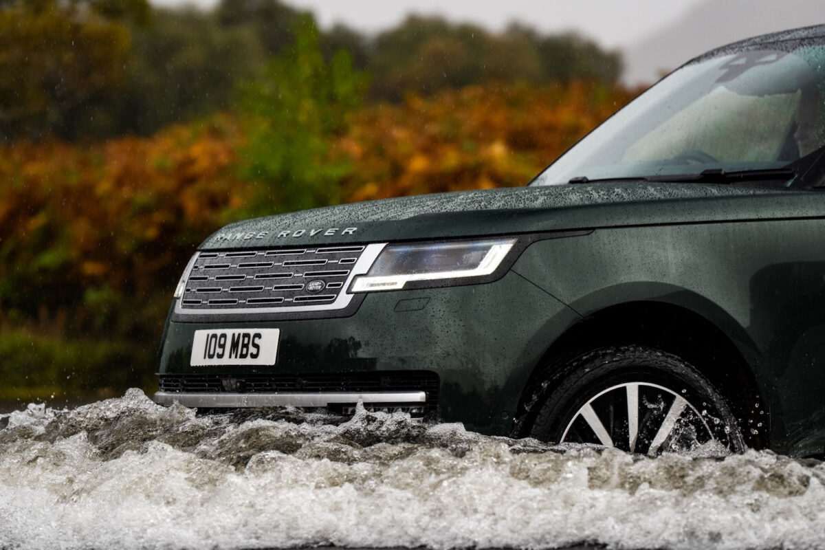 Range Rover Electric 10