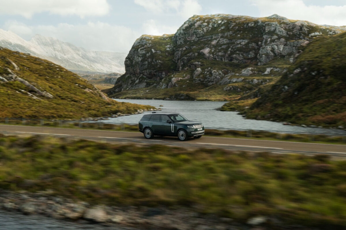 Range Rover Electric 13