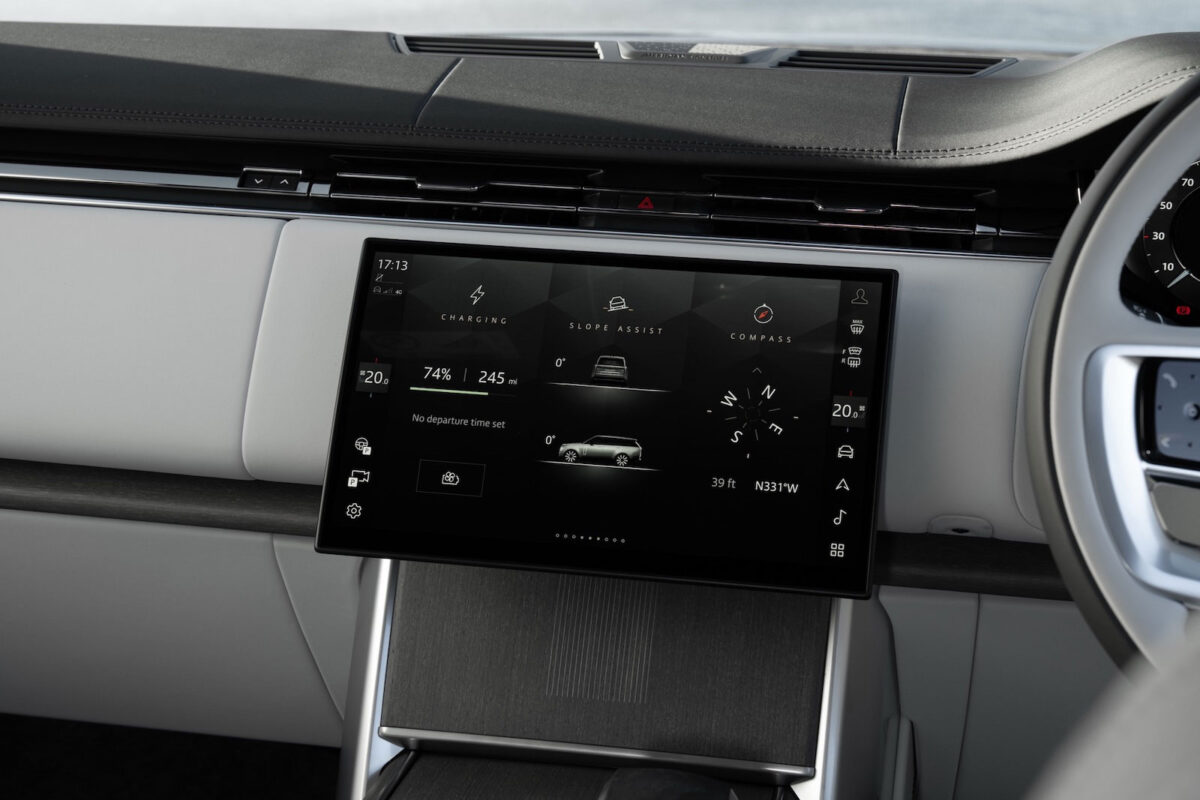 Range Rover Electric 16