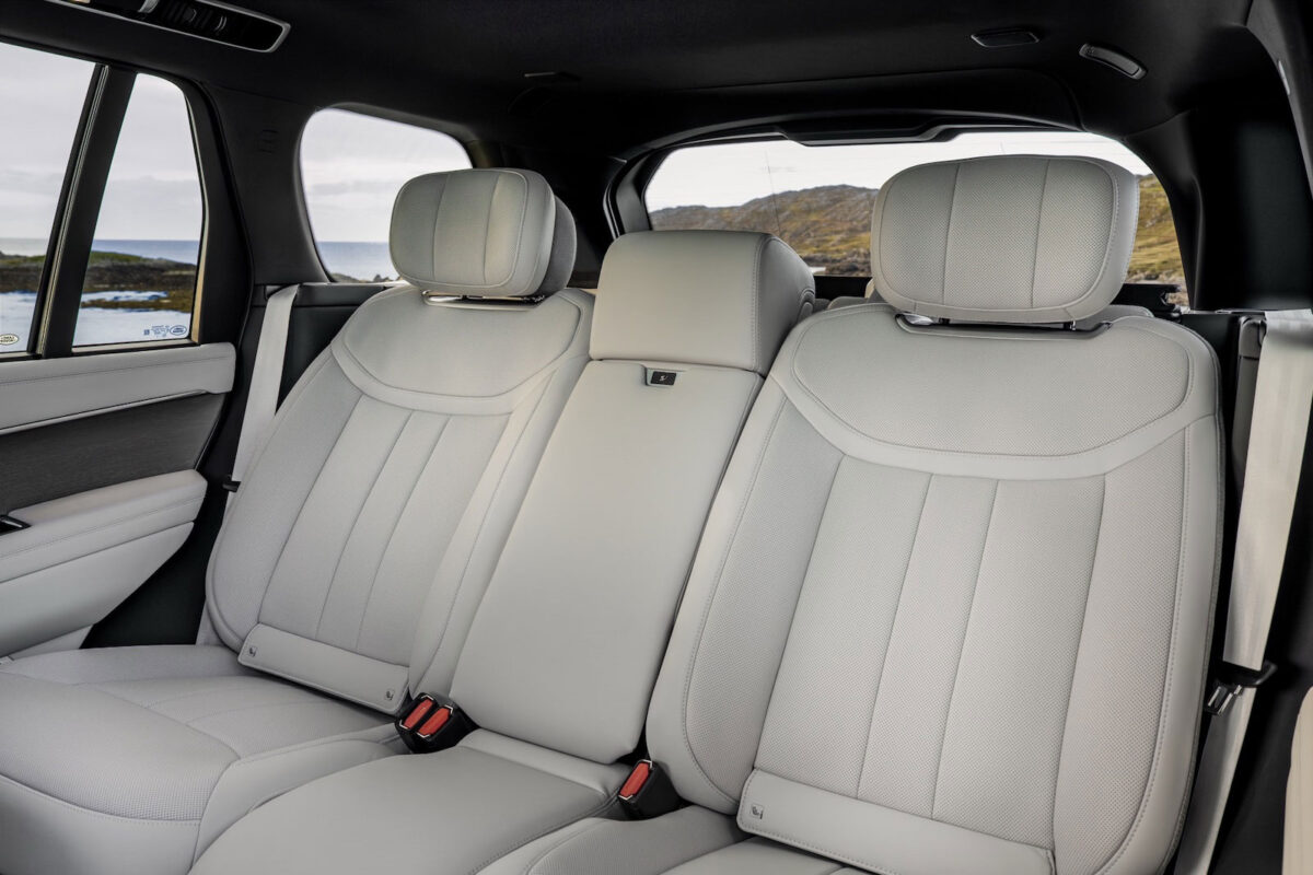 Range Rover Electric 19