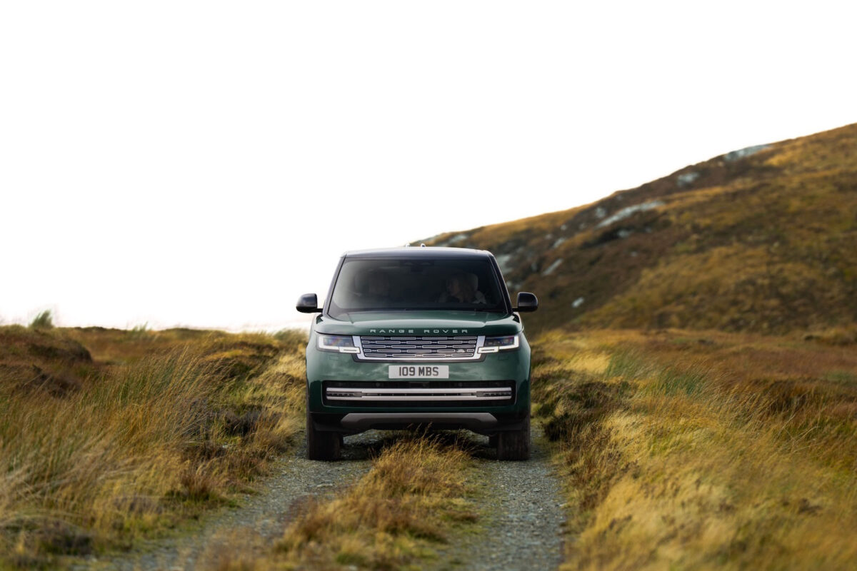 Range Rover Electric 29