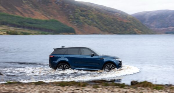 Range Rover Sport Electric 10