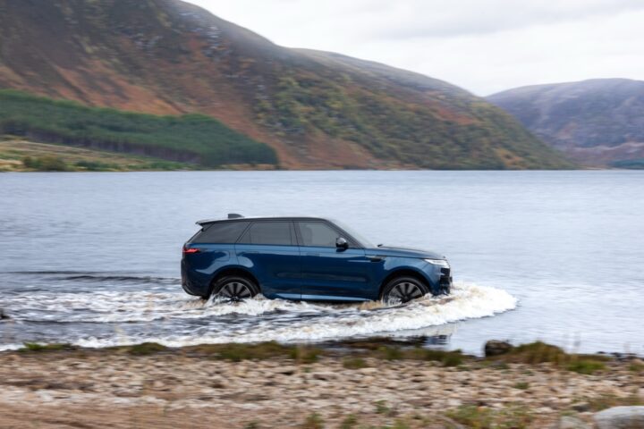 Range Rover Sport Electric 10