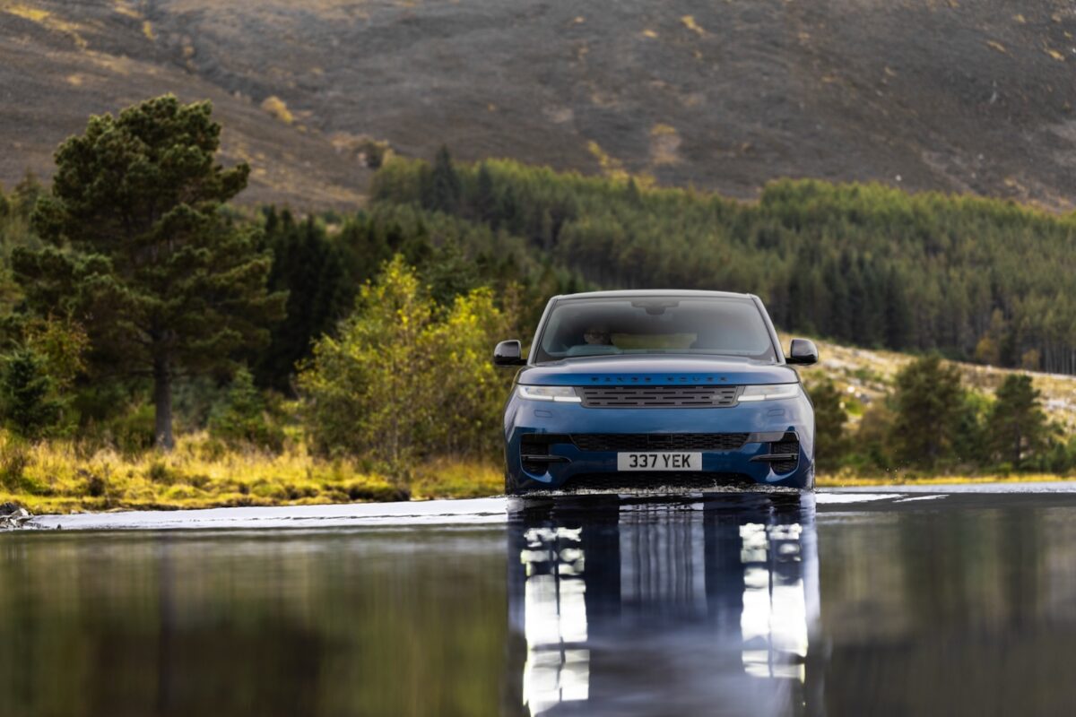 Range Rover Sport Electric 11