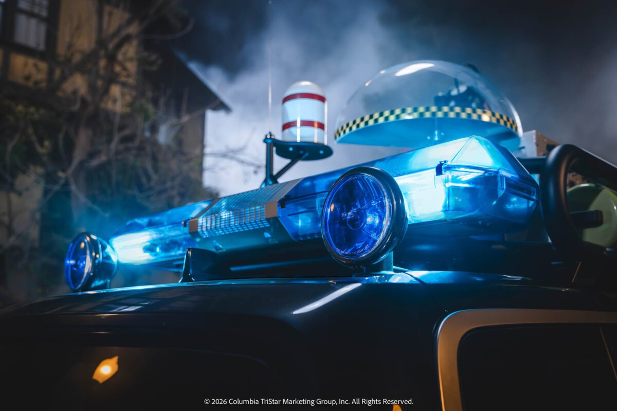 Restaurierte Einsatzleuchten auf dem Rivian Ecto-R1
