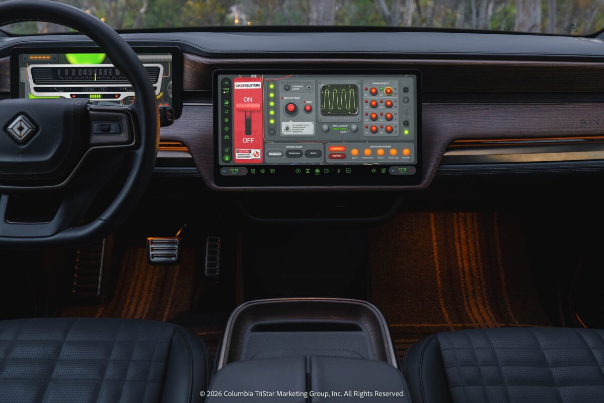 Ghostbusters Halloween Mode im Rivian Cockpit