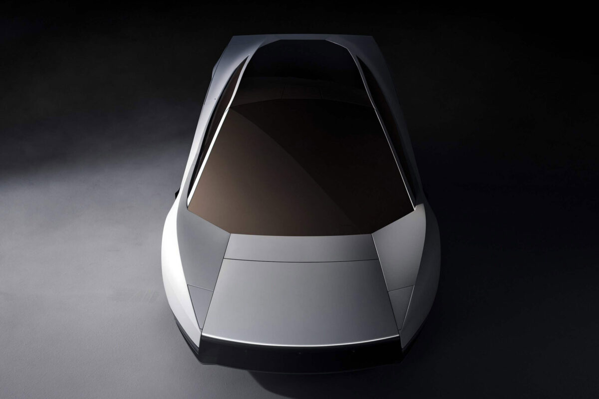Tesla Roadster (1)