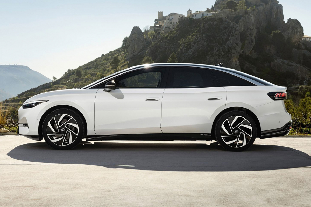 VW-ID.7-2023-(5)