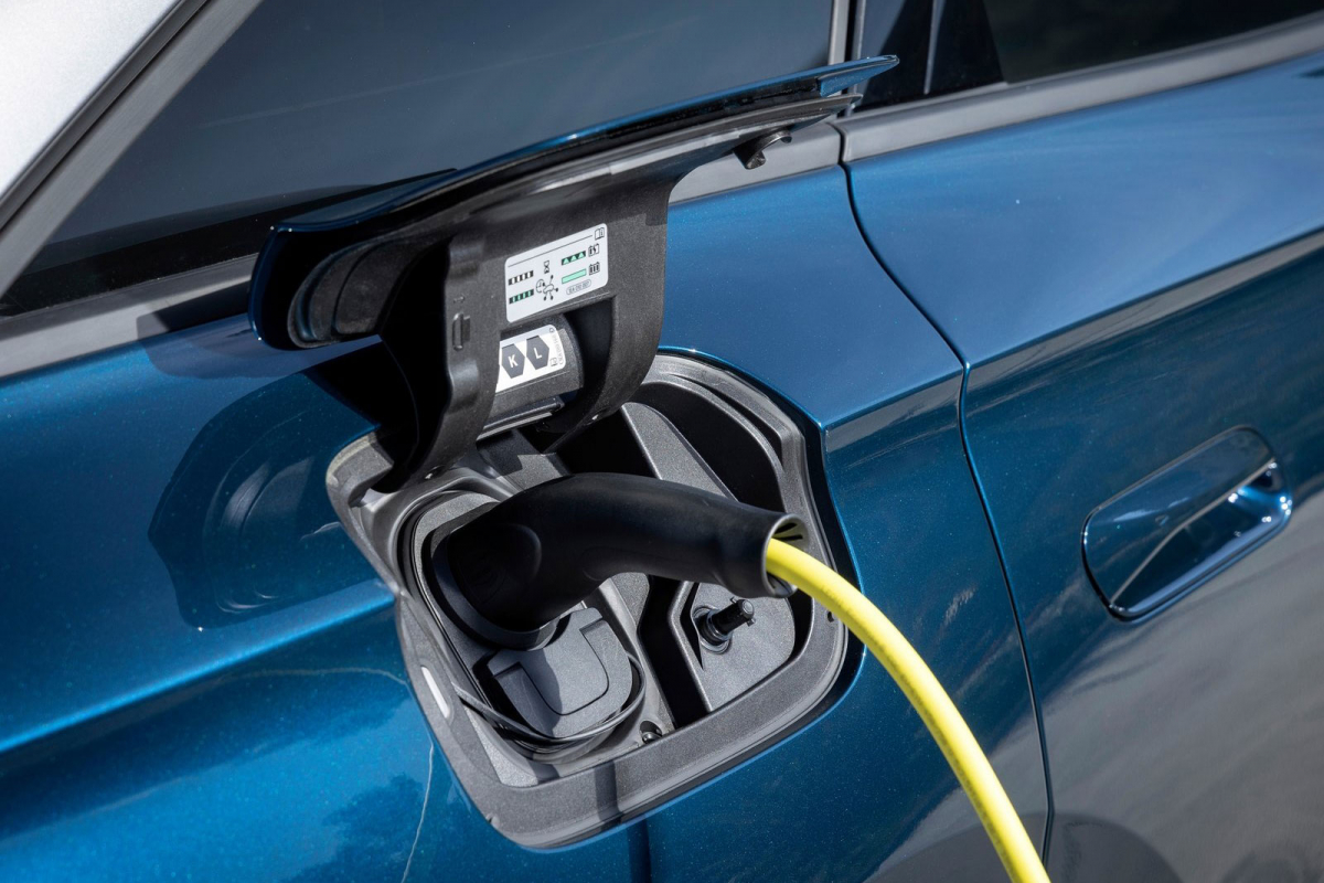 VW-ID.7-2023-(28)