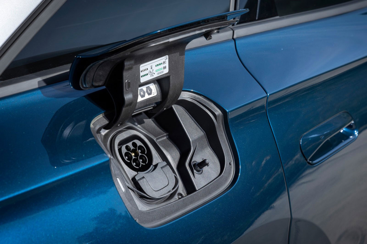 VW-ID.7-2023-(27)