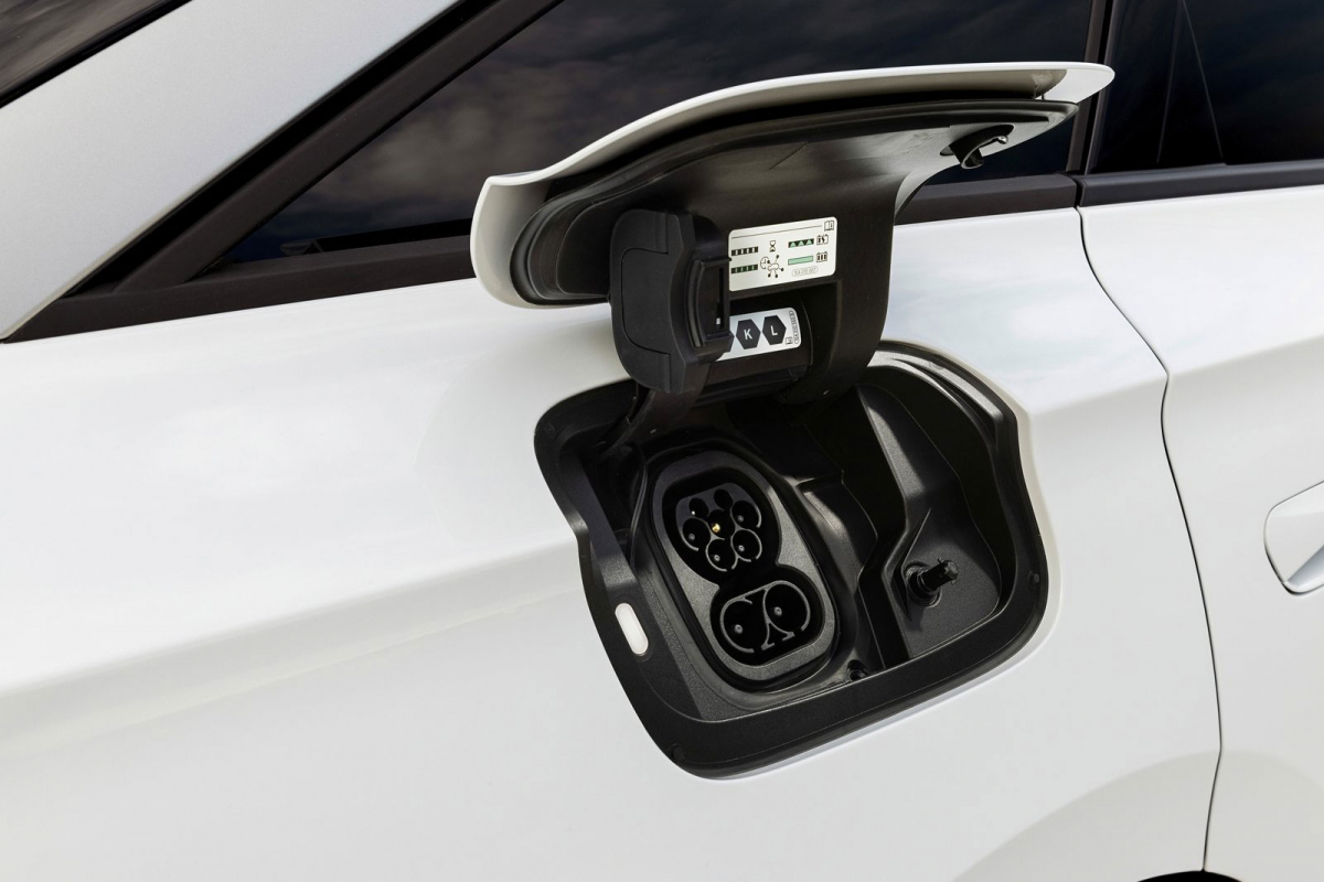 VW-ID.7-2023-(71)